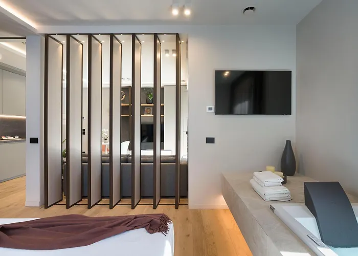 Aera 301-302 By Letstay Apartament Katania